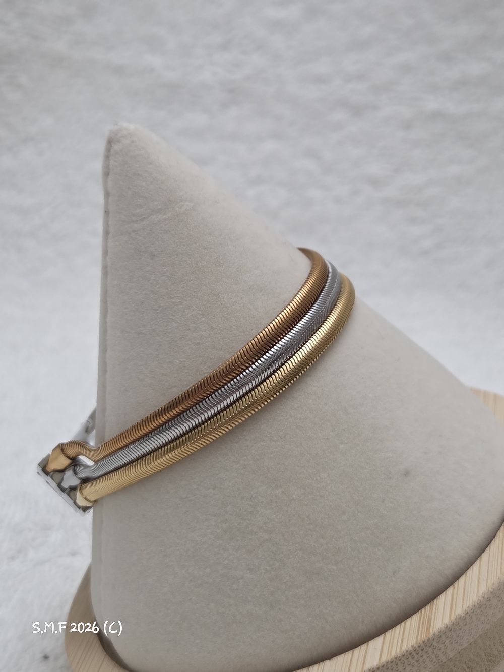 Tri-Tone Herringbone Collar Bracelet in Stainless Steel
